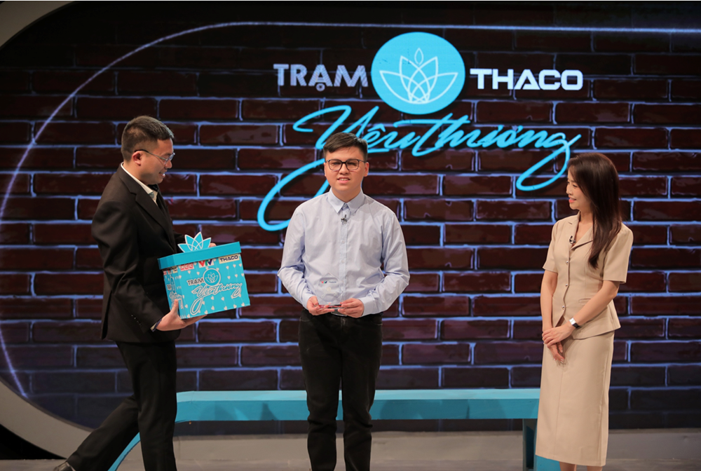Ánh sáng tri thức từ nghị lực và đam mê của cậu học trò khiếm thị - ảnh 1