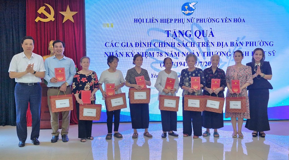 Hội LHPN phường Yên Hòa tổ chức gặp mặt cán bộ hội phụ nữ phường  - ảnh 5