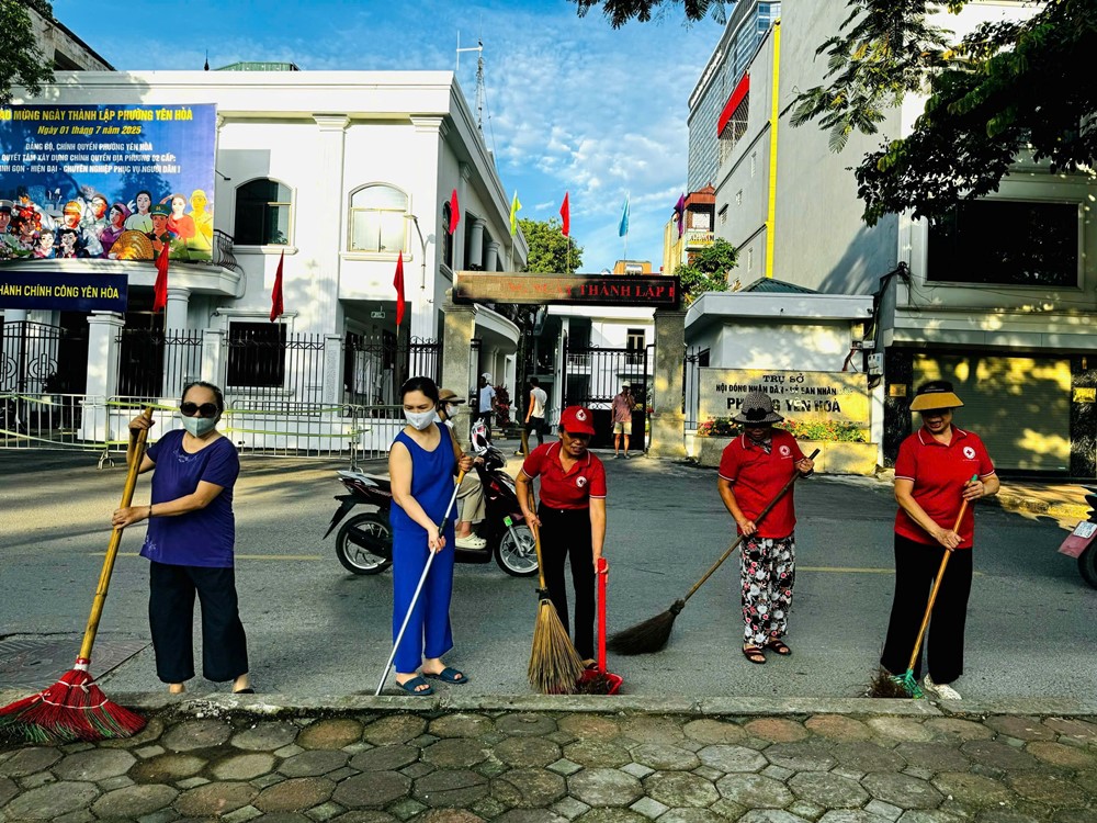 Hội LHPN phường Yên Hòa tổ chức gặp mặt cán bộ hội phụ nữ phường  - ảnh 2