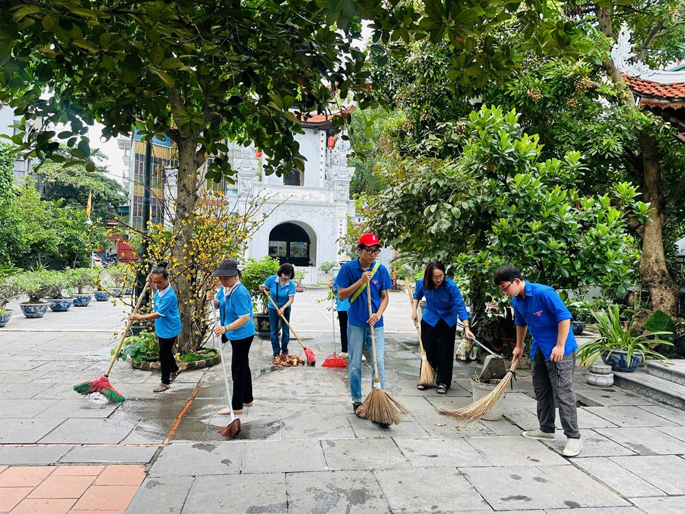 Hội LHPN phường Hai Bà Trưng tri ân người có công với cách mạng - ảnh 1