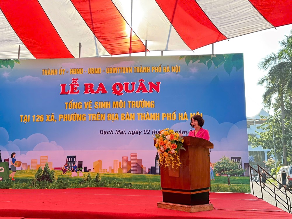 Ủy ban MTTQ Việt Nam phường Bạch Mai hưởng ứng chương trình ra quân tổng vệ sinh môi trường  - ảnh 2