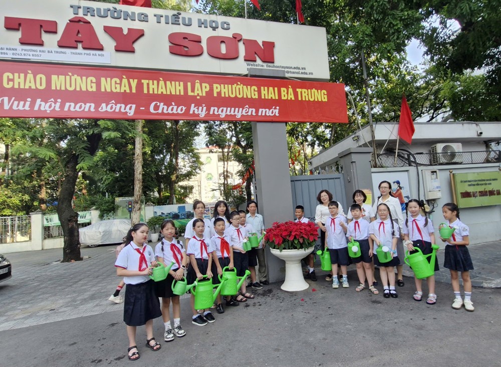 Phường Hai Bà Trưng ra mắt mô hình Tuyến phố hoa  - ảnh 4
