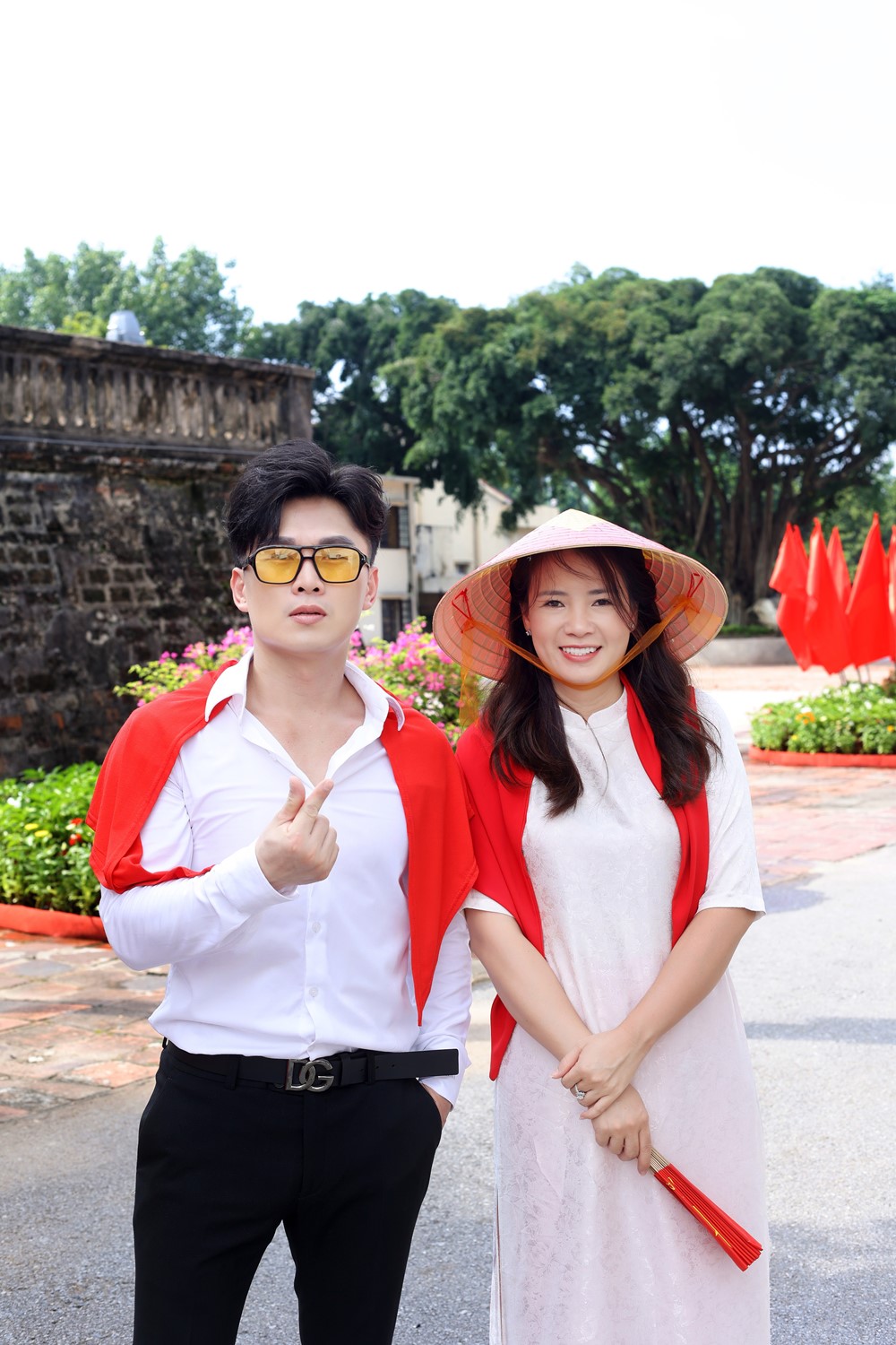Áo dài truyền thống đồng hành cùng MV “Đất Nước Trọn Niềm Vui”   - ảnh 4