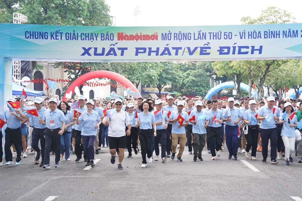 Lan tỏa thông điệp vì hòa bình, nâng tầm phong trào thể thao Thủ đô - ảnh 9