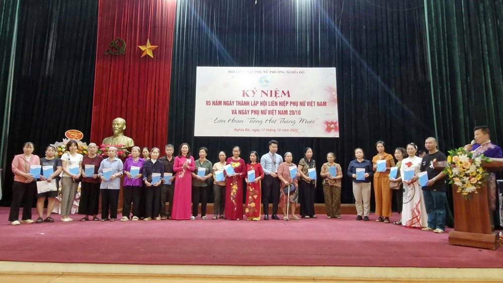 Hội LHPN phường Nghĩa Đô tổ chức kỷ niệm ngày Phụ nữ  Việt Nam 20/10 - ảnh 7