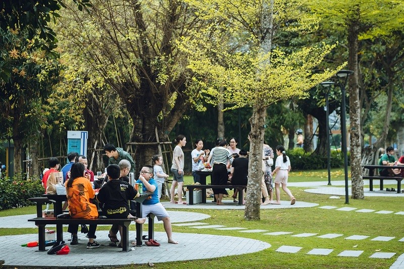 Tận hưởng cuối tuần trọn vẹn ý nghĩa tại Vinhomes Smart City - ảnh 1