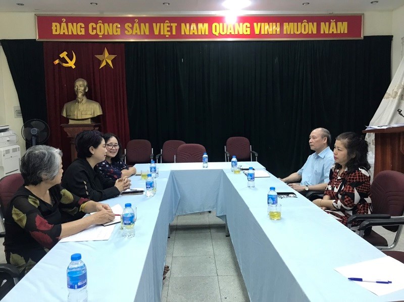 Câu lạc bộ nhà báo nữ Hà Nội đồng hành với CLB Nhà báo nữ Việt Nam - ảnh 1