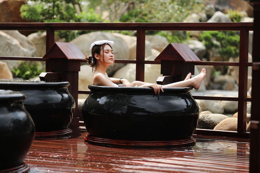 Những trải nghiệm du lịch chất nhất ở Quảng Ninh mùa thu đông này - Ảnh 6.