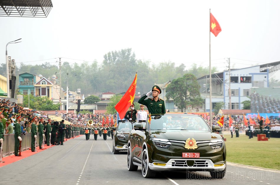 Hợp luyện các lực lượng diễu binh, diễn hành kỷ niệm ngày Chiến thắng Điện Biên Phủ - ảnh 7