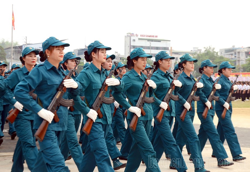 Hợp luyện các lực lượng diễu binh, diễn hành kỷ niệm ngày Chiến thắng Điện Biên Phủ - ảnh 10