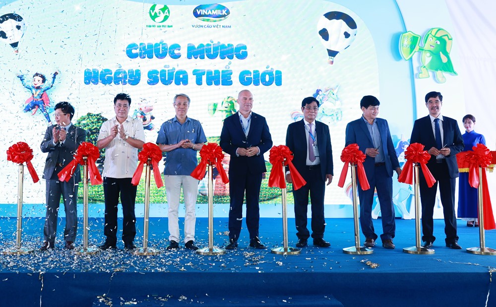 Vinamilk hưởng ứng Ngày Sữa thế giới và Quốc tế thiếu nhi với nhiều hoạt động thú vị - ảnh 1