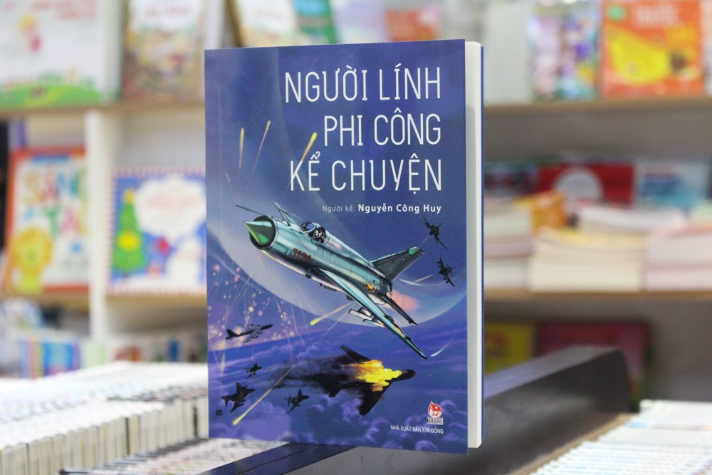 Ra mắt sách kỷ niệm 50 năm chiến thắng Điện Biên Phủ trên không - ảnh 1