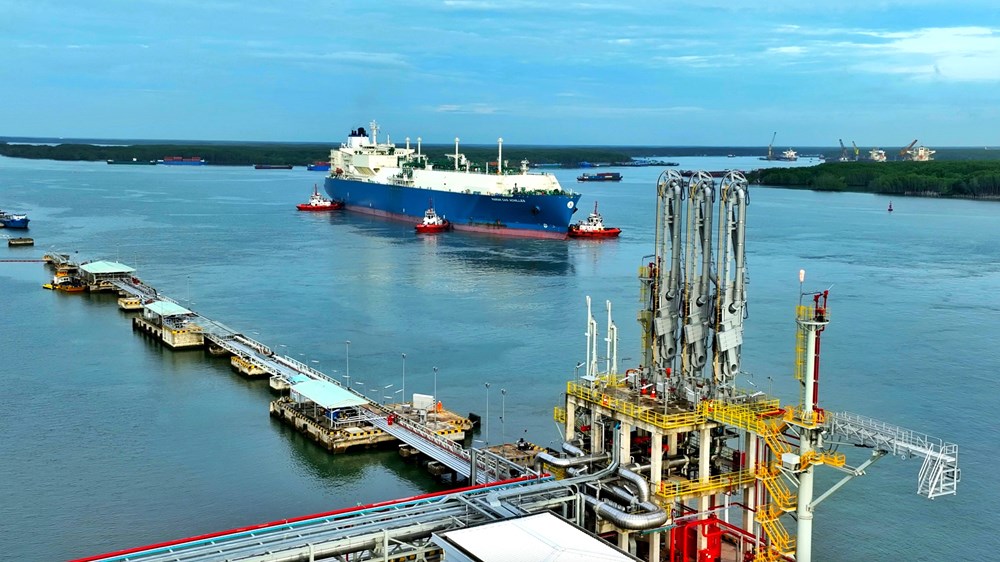 PV GAS hoàn thành tiếp nhận gần 70.000 tấn LNG đầu tiên về kho Thị Vải - ảnh 3