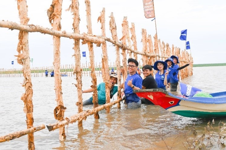 Đẩy mạnh dự án “Cánh rừng NET ZERO”, VINAMILK khoanh nuôi tái sinh 25ha rừng ngập mặn Cà Mau - ảnh 8