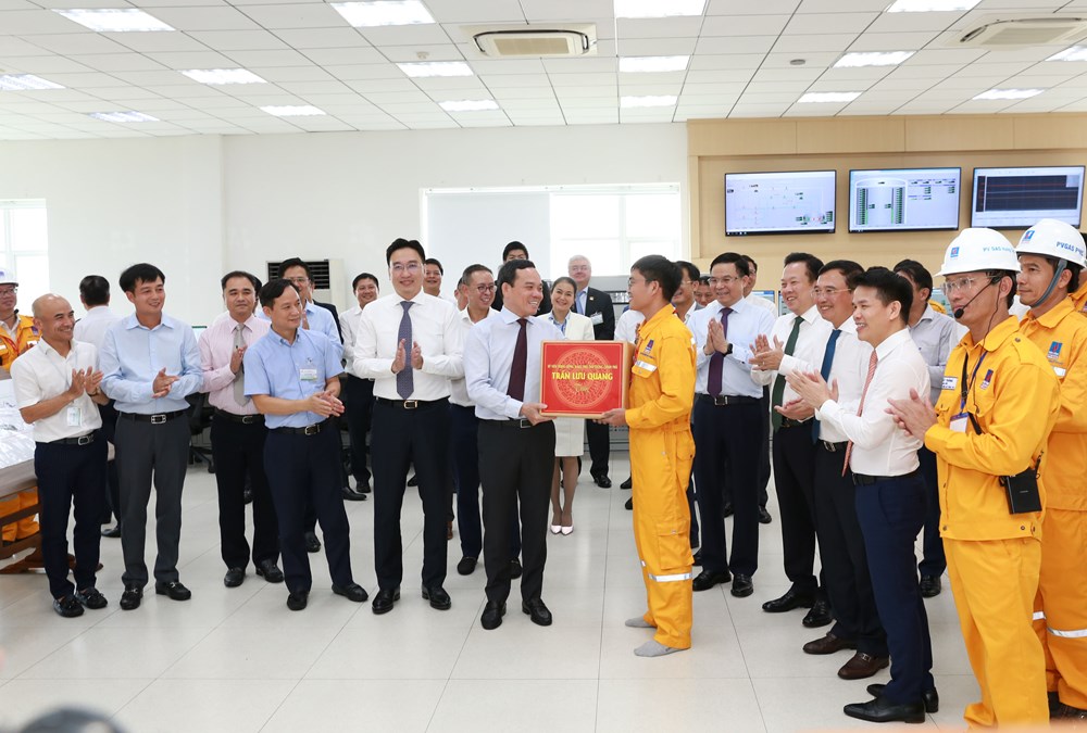 PV GAS khánh thành Kho LNG đầu tiên tại Việt Nam - ảnh 4