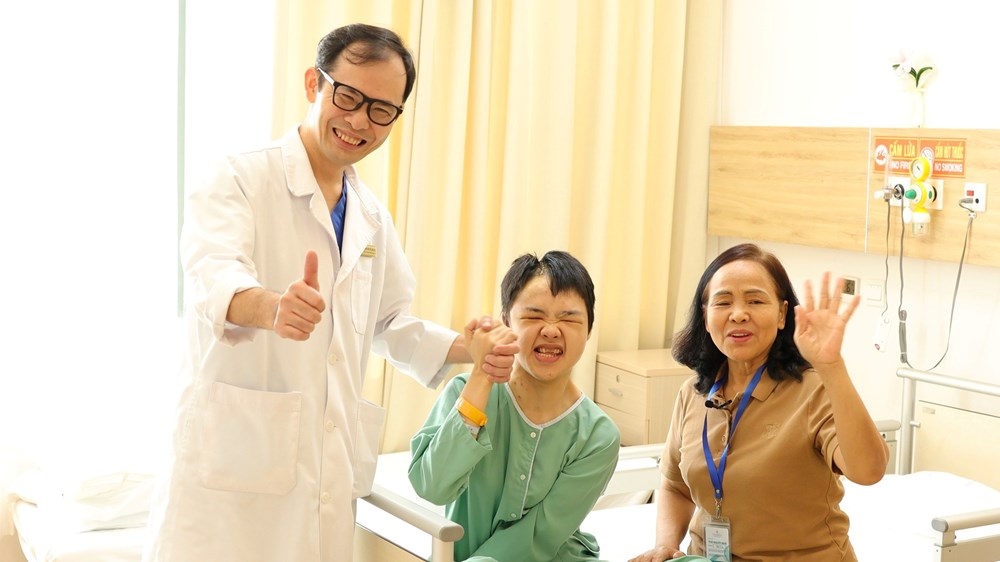 Lần đầu tiên tại Việt Nam, bệnh nhân động kinh có cơ hội khỏi bệnh nhờ phương pháp phẫu thuật mới - ảnh 2