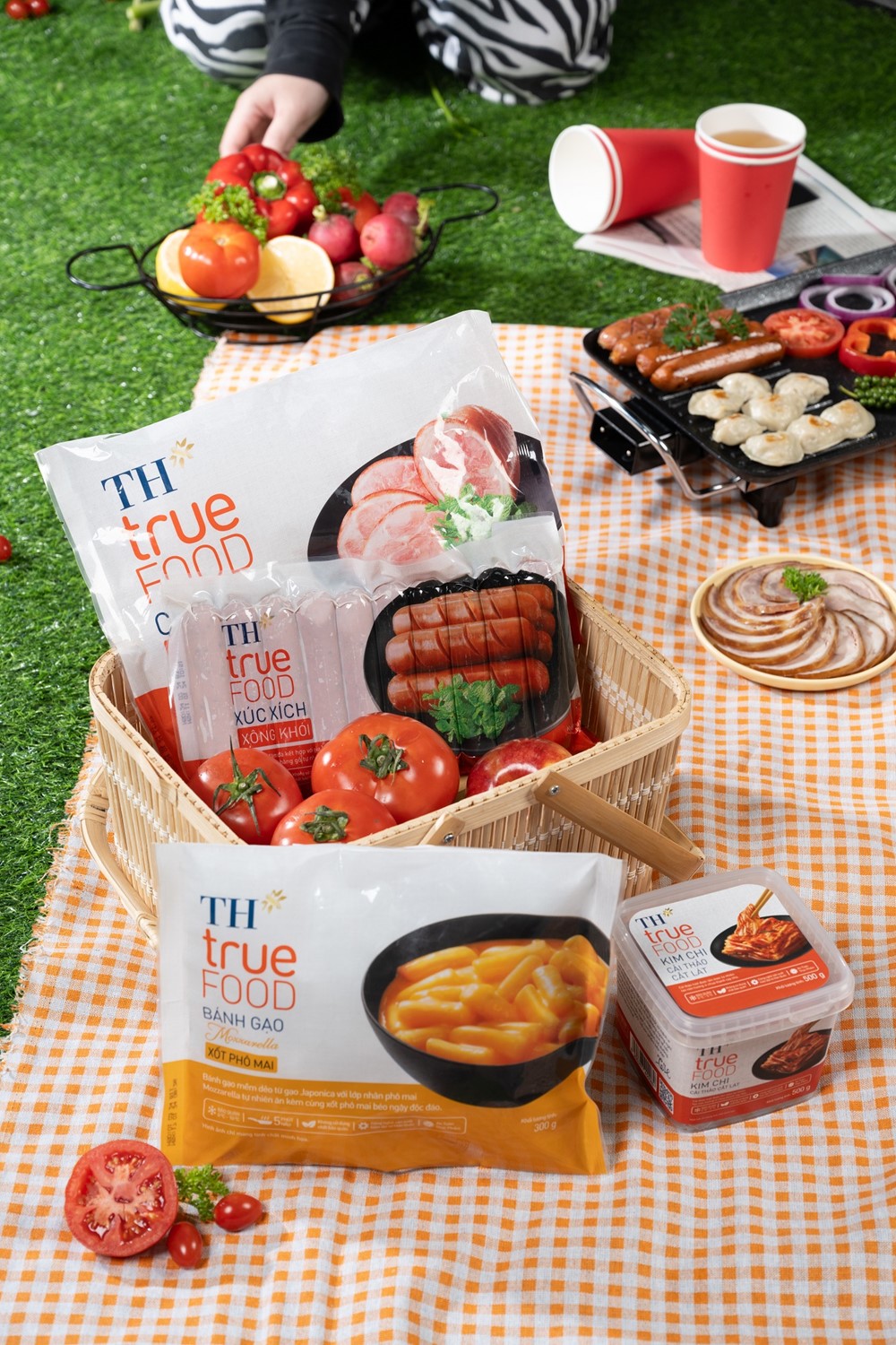 Tiệc ngon bùng nổ, nhân đôi niềm vui với 22.222 quà tặng hấp dẫn từ bộ sản phẩm TH true FOOD - ảnh 4
