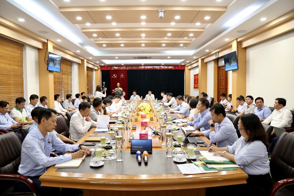Petrovietnam làm việc với các đơn vị về cân đối cung cầu khí Đông - Tây Nam bộ - ảnh 1