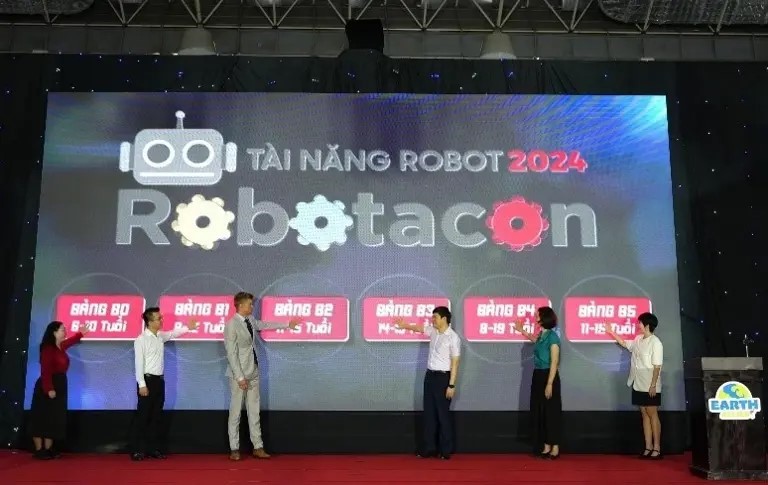 Vinamilk đồng hành cùng hơn 1.500 tài năng trẻ trong cuộc thi ROBOTACON WRO 2024 - ảnh 5