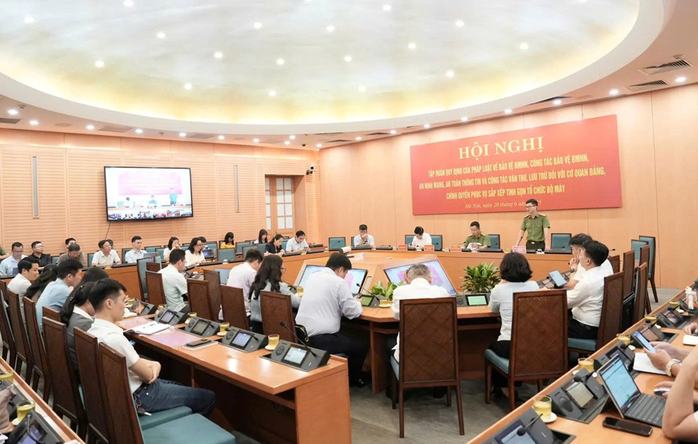Hà Nội tổ chức tập huấn công tác bảo vệ bí mật nhà nước và an ninh thông tin - ảnh 4