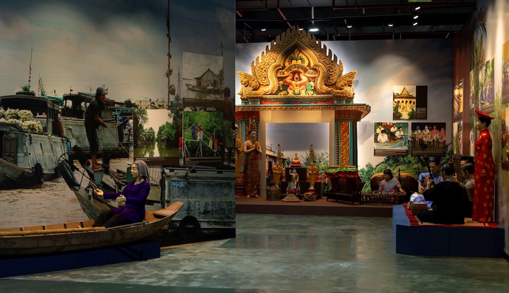 Triển lãm A80 nóng từng giờ, hình ảnh đầu tiên cho thấy mức độ “khủng” đến choáng ngợp - ảnh 12