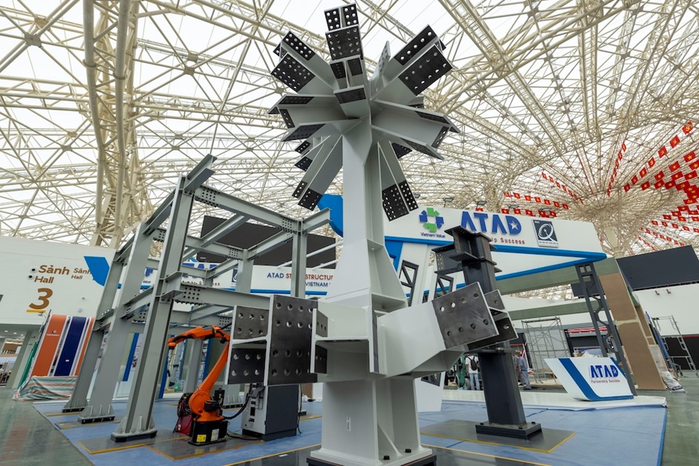 Triển lãm A80 nóng từng giờ, hình ảnh đầu tiên cho thấy mức độ “khủng” đến choáng ngợp - ảnh 8