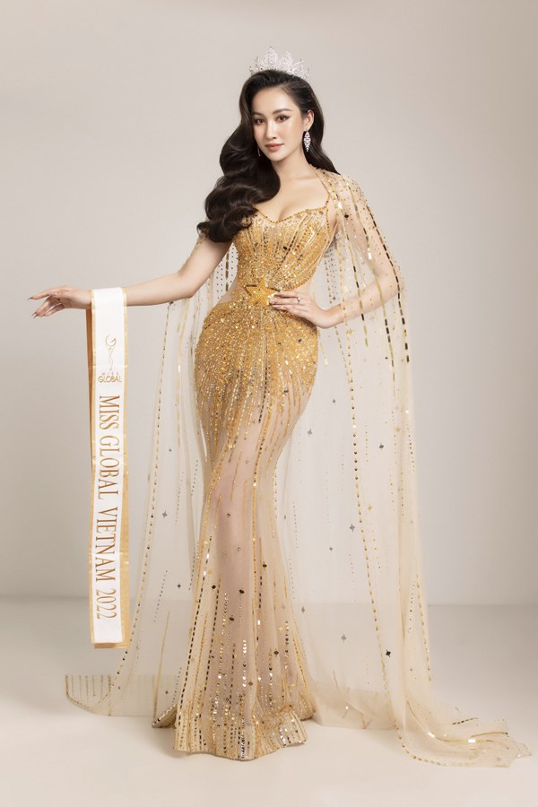 Hoa khôi miền Trung- Đoàn Hồng Trang đại diện Việt Nam dự thi Miss Global 2022 - ảnh 2