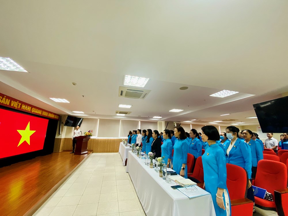 Khai giảng lớp bồi dưỡng cho cán bộ Hội Liên hiệp Phụ nữ Lào năm 2022 - ảnh 1