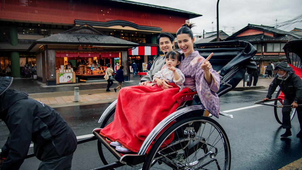 Vợ chồng Đông Nhi- Ông Cao Thắng và con gái nhỏ làm Đại sứ du lịch Nhật Bản  - ảnh 5