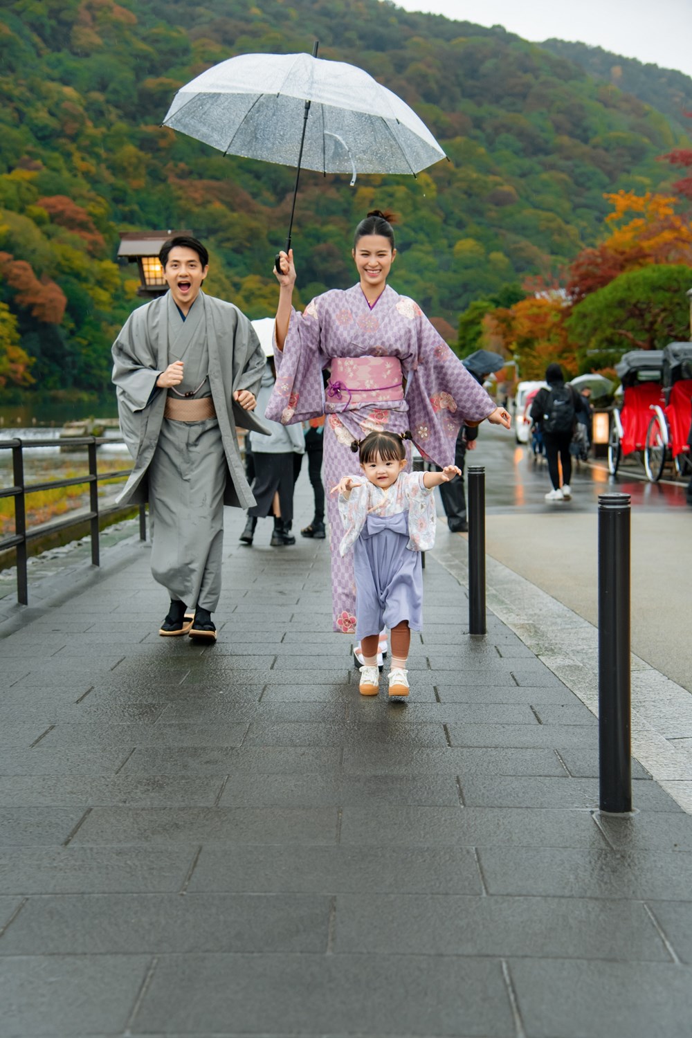 Vợ chồng Đông Nhi- Ông Cao Thắng và con gái nhỏ làm Đại sứ du lịch Nhật Bản  - ảnh 4