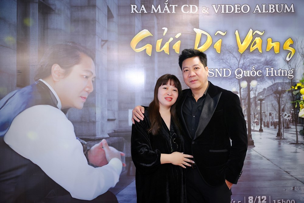 Giọng bass số một Việt Nam được vợ con cổ vũ hát nhạc tình - ảnh 4