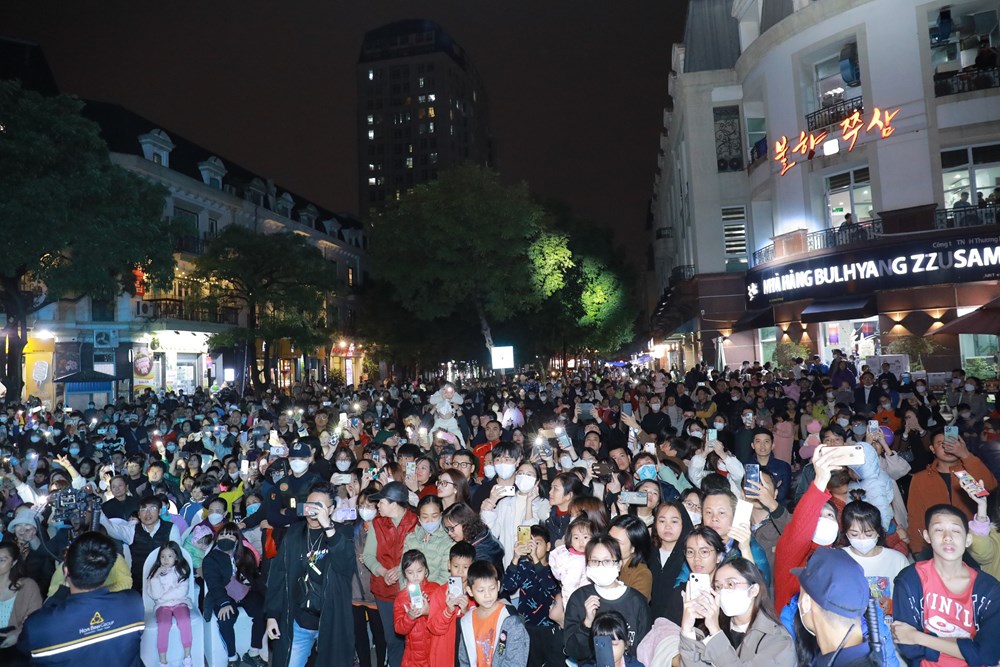 Lễ hội “Con đường văn hóa hữu nghị Việt - Hàn” thu hút 80.000 người/ngày - ảnh 1