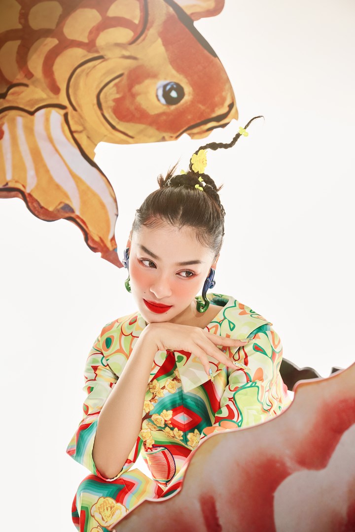 Vẻ đẹp đậm chất Á Đông của Á hậu Kiều Loan trong bộ ảnh Tết 2023 - ảnh 4
