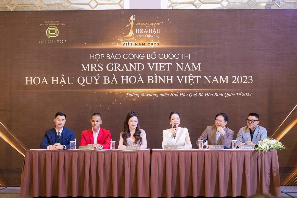 Nghệ sĩ Quang Tèo cổ vũ “vợ màn ảnh” Phan Kim Oanh tổ chức Mrs Grand Vietnam  - ảnh 3