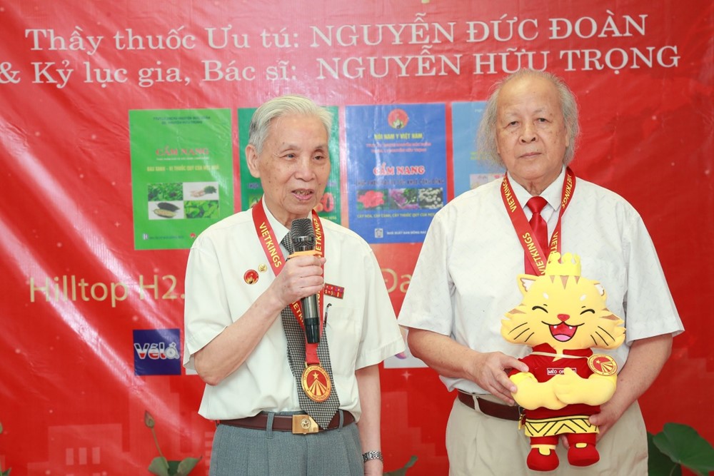 Bộ sách về rau, củ, quả và thực phẩm bảo vệ con người được xác lập kỷ lục  - ảnh 4