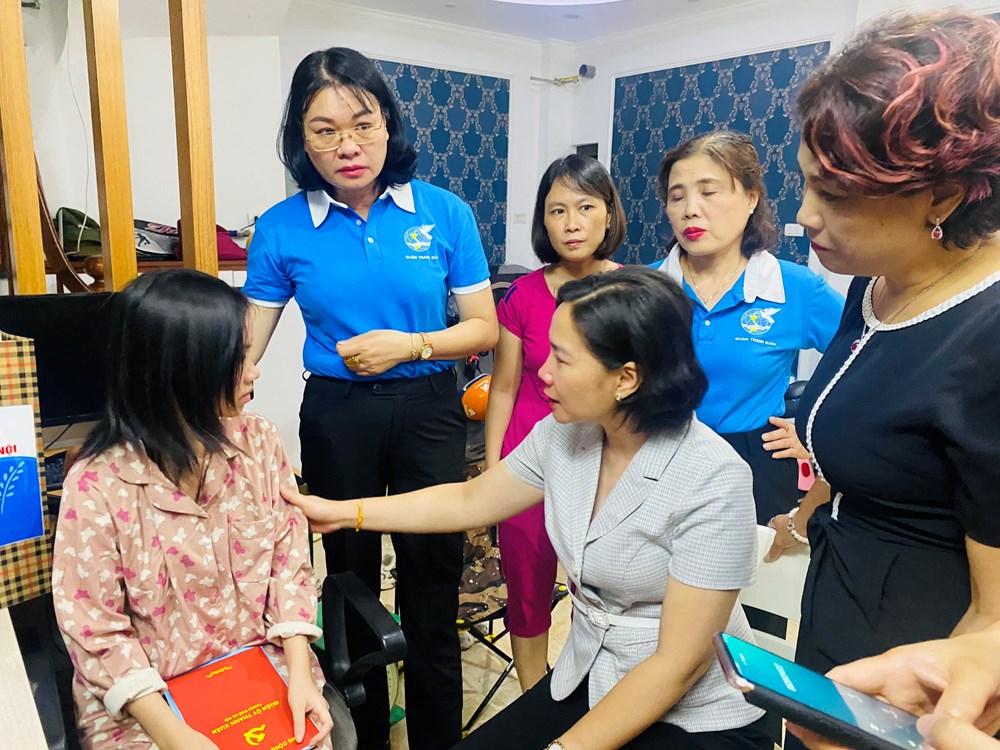 Vụ cháy chung cư mini: Hội LHPN Hà Nội nhận đỡ đầu bé gái mất cả gia đình trong vụ cháy - ảnh 3