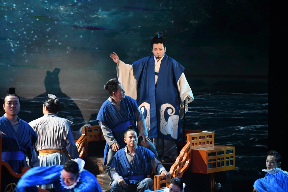 Hoàng thái tử Nhật Bản và công nương dự ra mắt vở opera “Công nữ Anio“ - ảnh 5