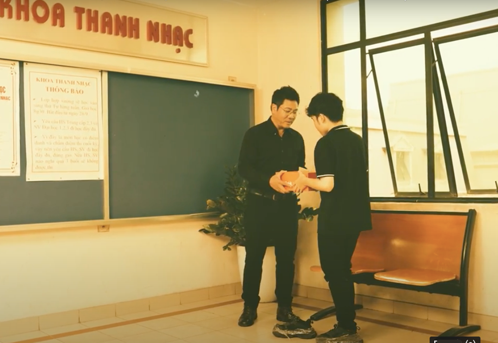 MV “Người thầy của tôi”- xúc động khi trò tri ân thầy bằng âm nhạc - ảnh 4