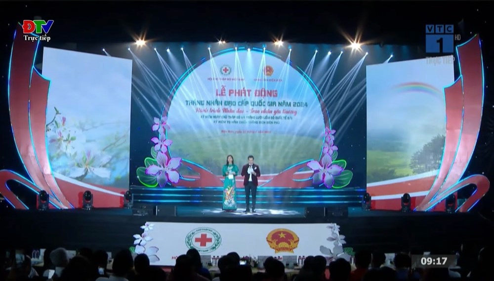 Hoa hậu H’Hen Niê tất bật với chuỗi hoạt động cộng đồng tại Điện Biên - ảnh 5