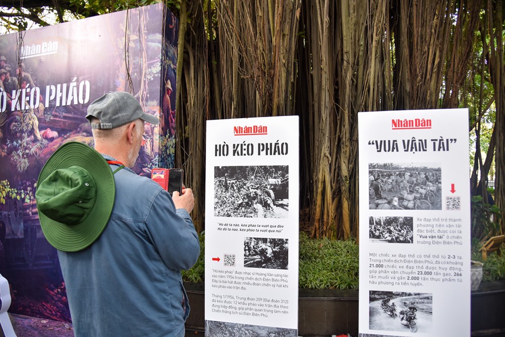 Độc đáo cách đưa tranh panaroma Chiến thắng Điện Biên Phủ về Thủ đô  - ảnh 5