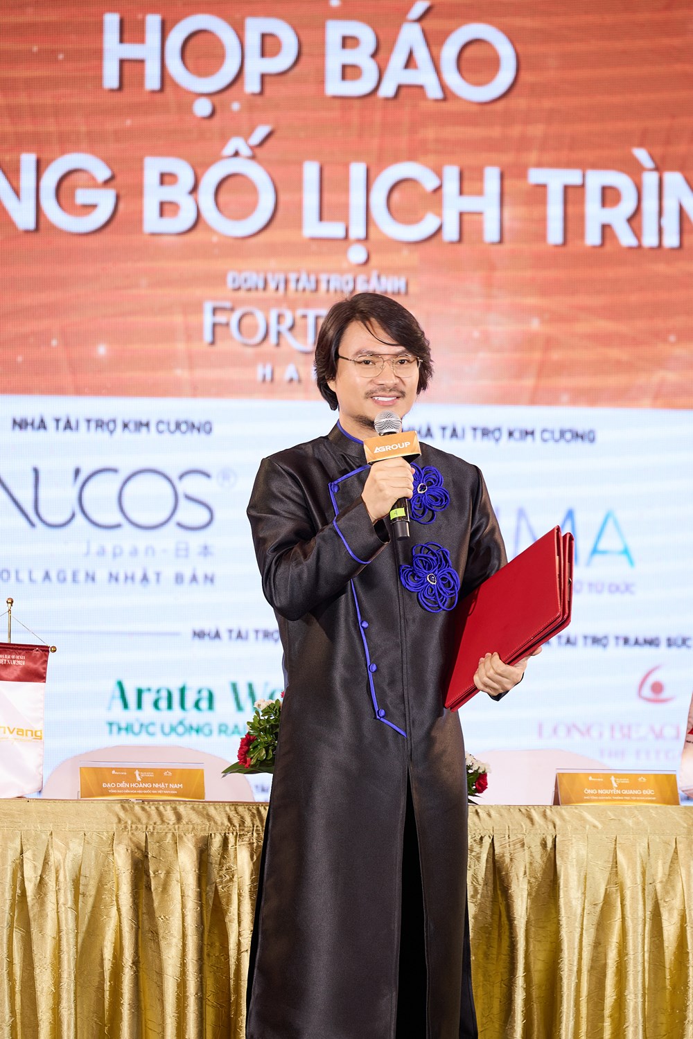 Cuộc thi Hoa hậu Quốc gia Việt Nam trao tặng quà và học bổng cho Hội LHPN Hà Nội  - ảnh 3