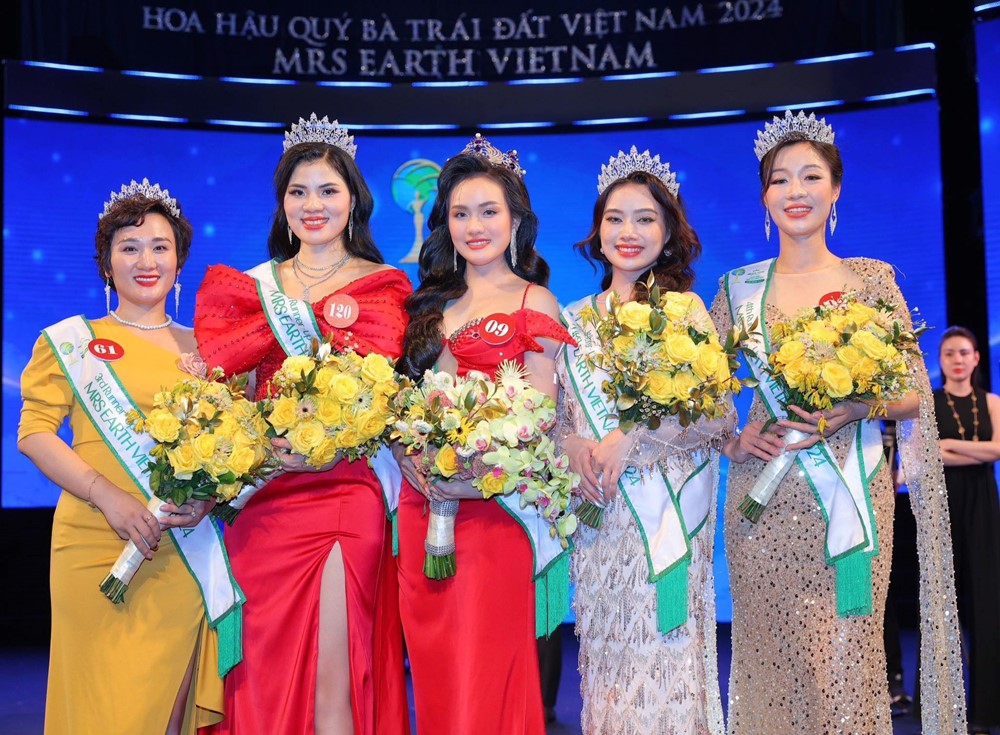 Người đẹp Hà Thành đăng quang Mrs Earth Việt Nam 2024  - ảnh 2