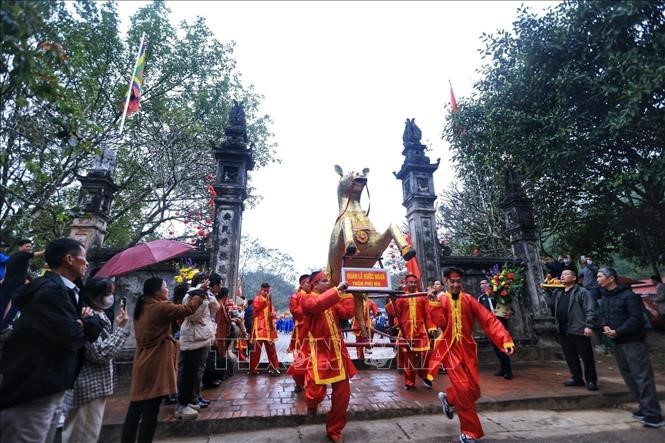 Chú trọng bảo tồn và phát huy những giá trị lễ hội đầu Xuân - ảnh 2