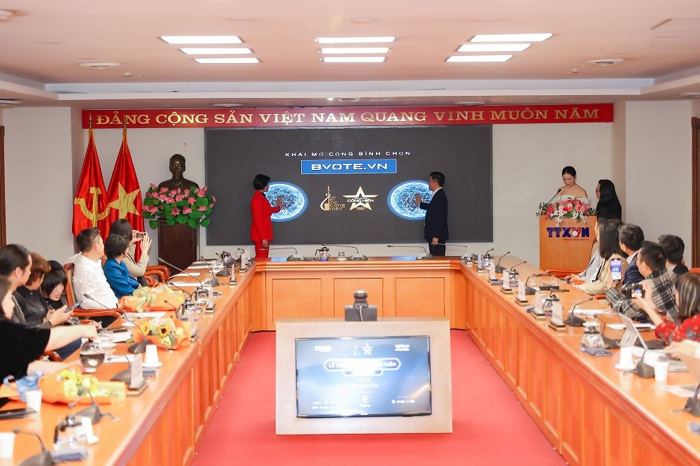 Giải Cống hiến đã tiến ra châu lục  - ảnh 1