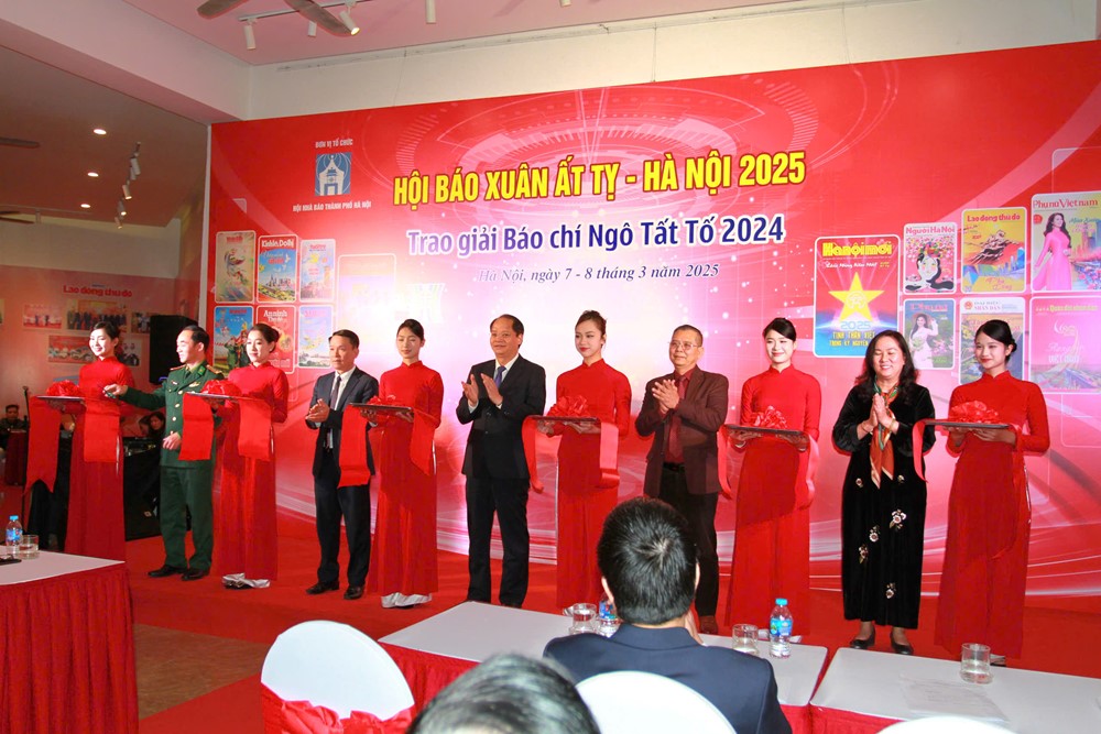 “Báo chí đồng hành cùng Thủ đô phát triển, hiện đại, văn minh - vươn mình trong kỷ nguyên mới” - ảnh 1