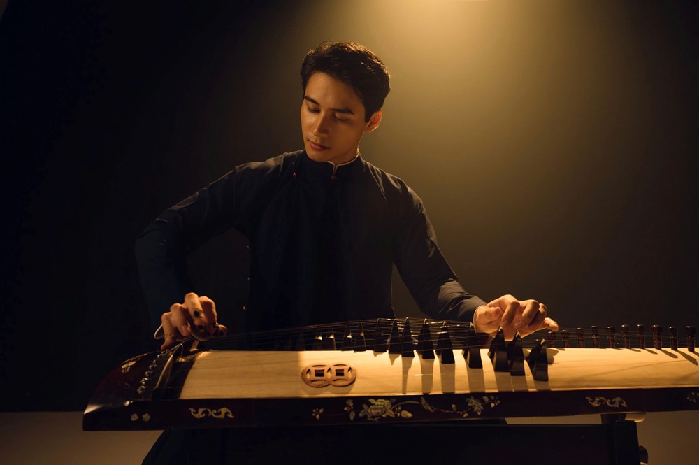 Nam vương Tuấn Ngọc ra mắt MV “Hào Khí Việt Nam”, tri ân thế hệ cha ông - ảnh 1