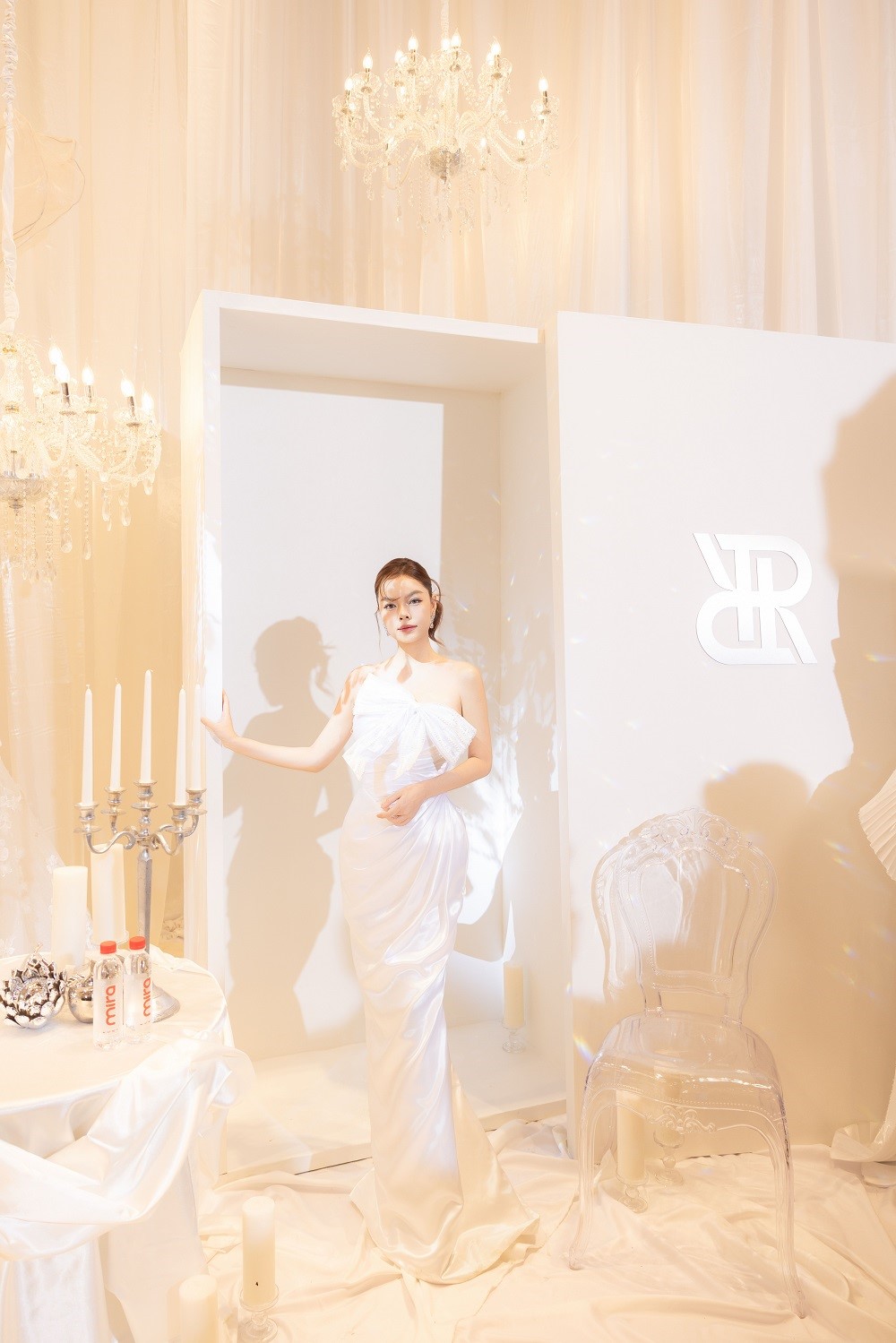 Người nổi tiếng lộng lẫy dự show thời trang  - ảnh 10