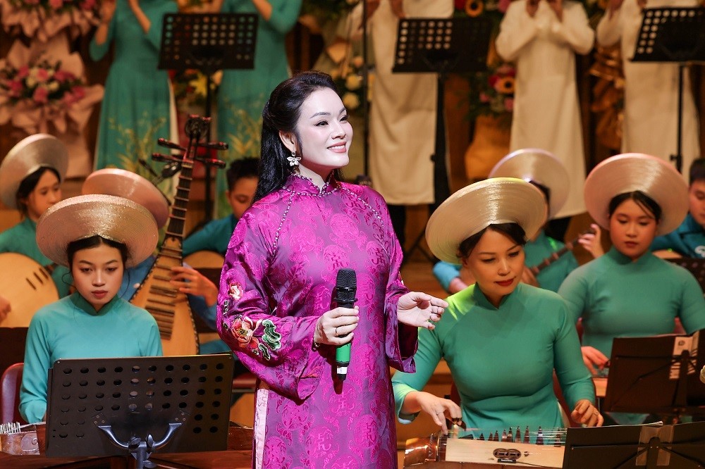 Tân Giám đốc Học viện Âm nhạc Quốc Gia- TS. NSND Đỗ Quốc Hưng tri ân mẹ trong lễ nhậm chức  - ảnh 8