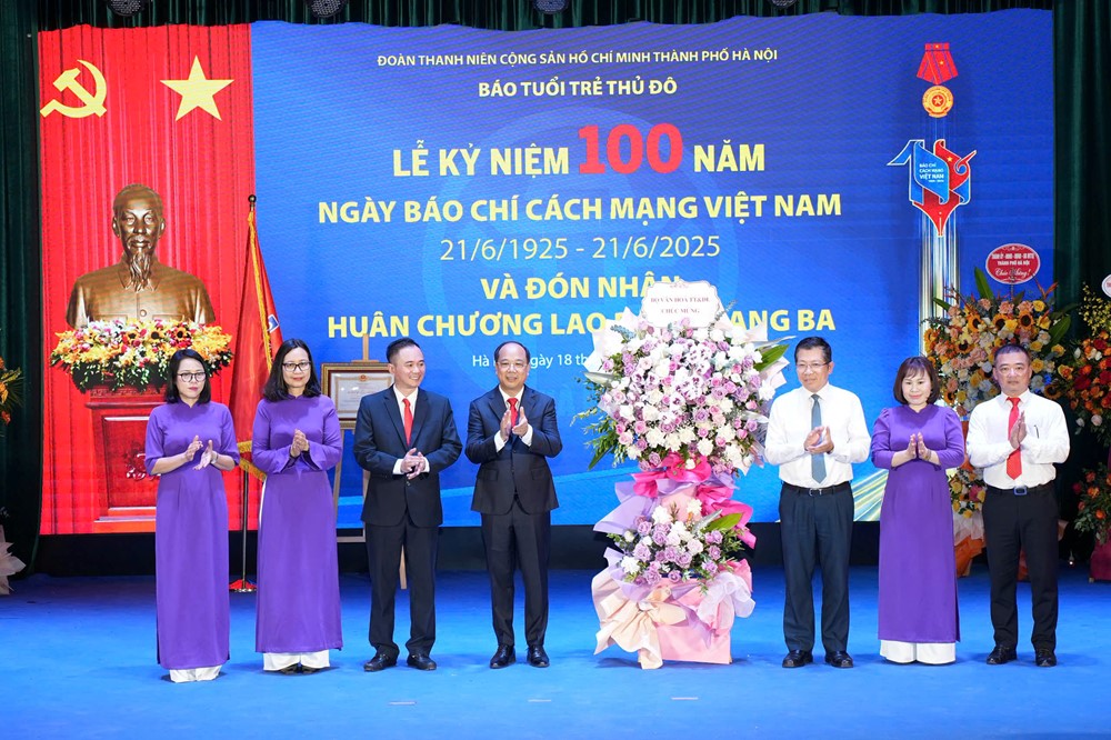 Báo Tuổi trẻ Thủ đô đón nhận Huân chương Lao động hạng Ba, khẳng định vai trò “ngọn đuốc” soi đường cho tuổi trẻ Thủ đô - ảnh 6
