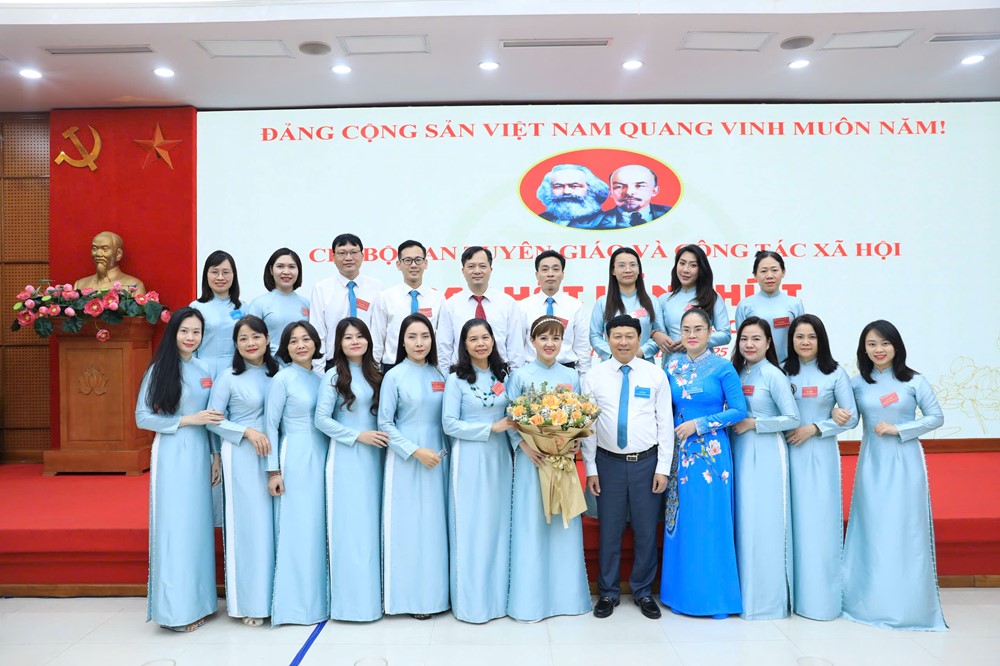 Quyết tâm thực hiện nhiều mục tiêu đạt 100% trong nhiệm kỳ mới  - ảnh 6